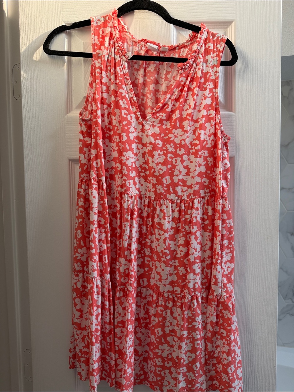 GAP Coral and White Sleeveless Tiered V-Neck Dress